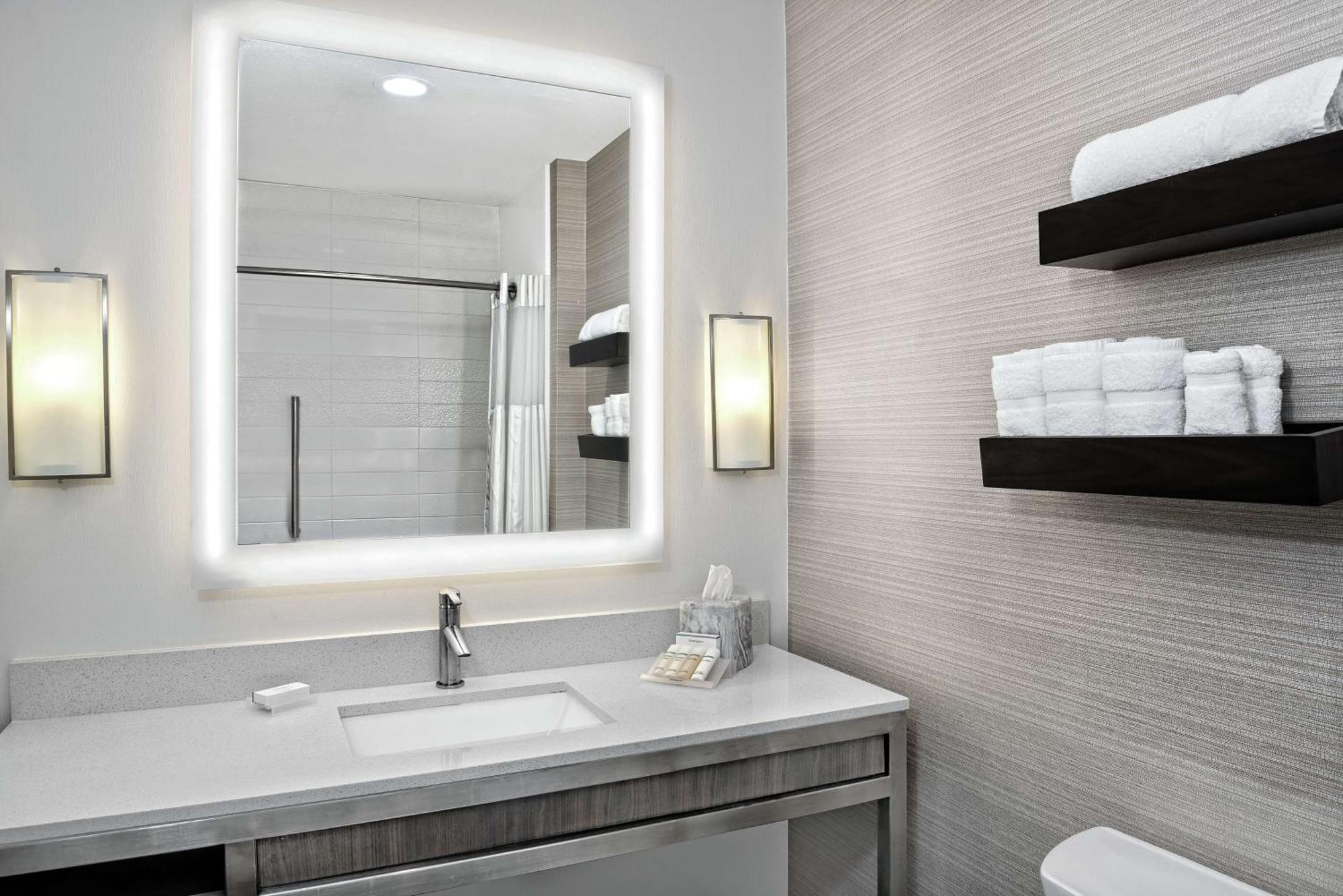 Hilton Garden Inn Сан-Маркос Екстер'єр фото